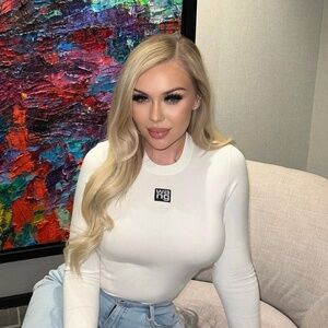 Meet your Posher, J.